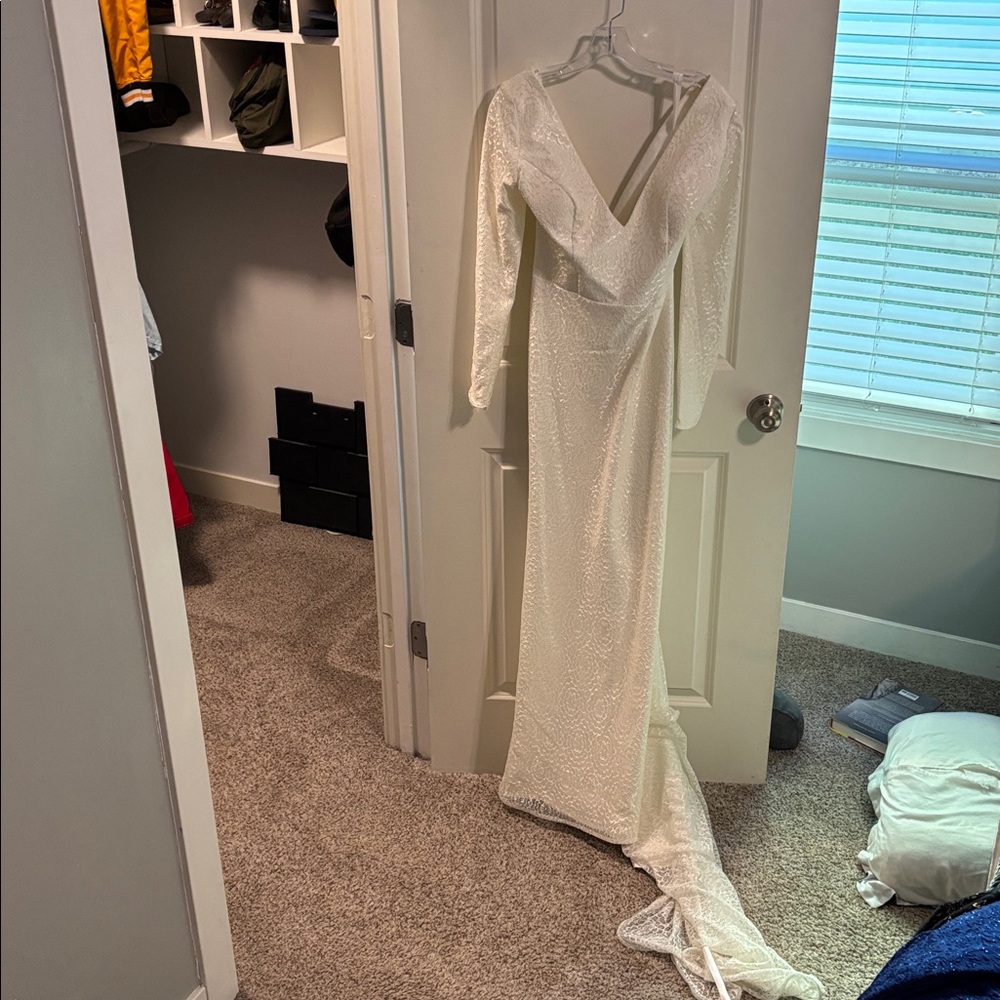 Elegant White Long Sleeve Gown